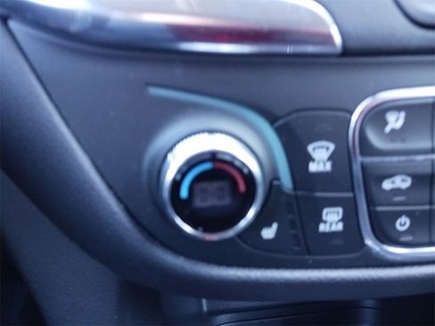 Used 2024 Chevrolet Equinox LT w/ LPO, Floor Liner Package image 24