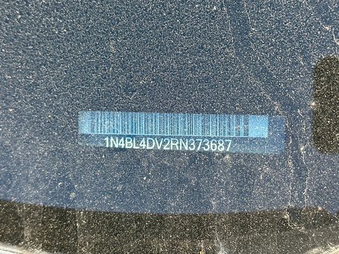 Certified 2024 Nissan Altima 2.5 SV FWD image 7