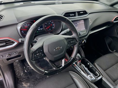 Used 2023 Chevrolet TrailBlazer RS image 9