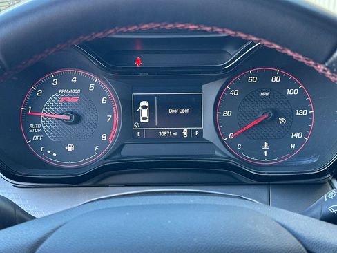 Used 2024 Chevrolet Trax RS w/ Sunroof Package image 31