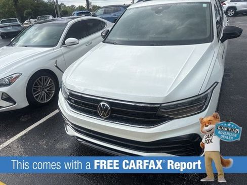 Used 2023 Volkswagen Tiguan SE R-Line FWD image 2