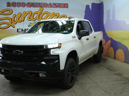 Used 2021 Chevrolet Silverado 1500 LT Trail Boss w/ Bed Protection Package image 2