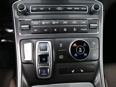 Used 2023 Hyundai Santa Fe SEL image 14