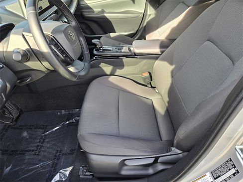 Used 2024 Toyota Prius LE image 24