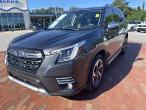 Used 2023 Subaru Forester Touring AWD/4WD image 1