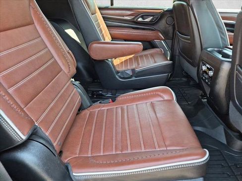 Used 2023 GMC Yukon Denali Ultimate AWD/4WD image 21