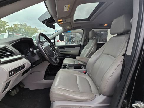 Used 2018 Honda Odyssey EX-L image 12