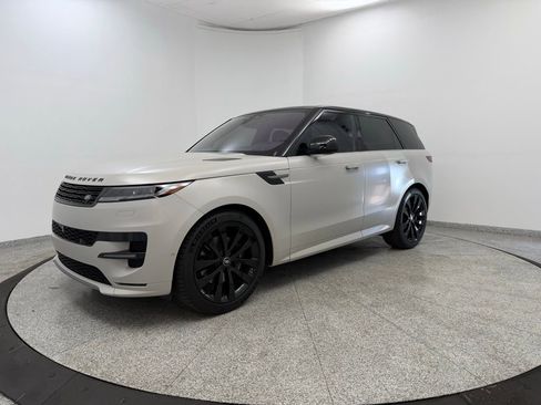Used 2023 Land Rover Range Rover Sport SE Dynamic image 25