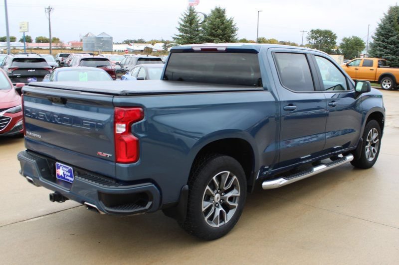 Used 2024 Chevrolet Silverado 1500 RST AWD/4WD image 5
