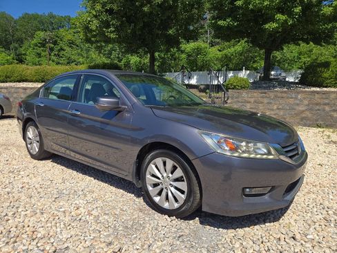 Used 2014 Honda Accord Touring image 35