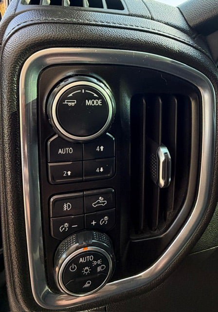 Used 2022 Chevrolet Silverado 1500 RST AWD/4WD image 12