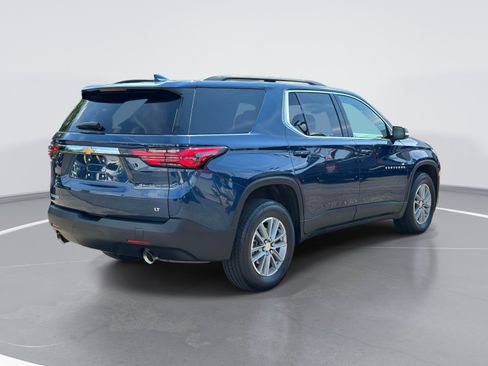 Used 2023 Chevrolet Traverse LT FWD image 5