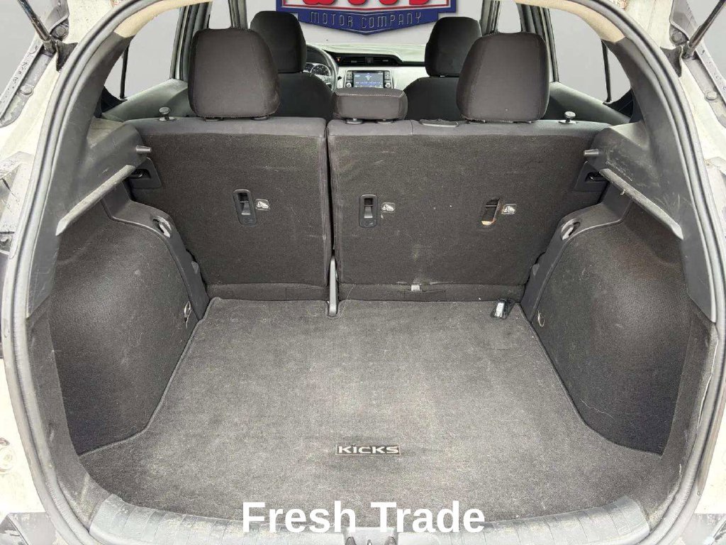 Used 2018 Nissan Kicks S FWD image 7