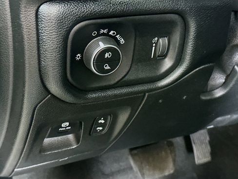 Used 2020 RAM 1500 Big Horn AWD/4WD image 20