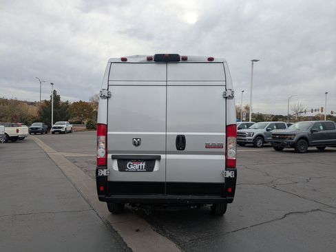Used 2022 RAM ProMaster 2500 image 5