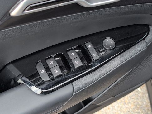 Used 2025 Kia Sportage EX w/ Premium Package image 17