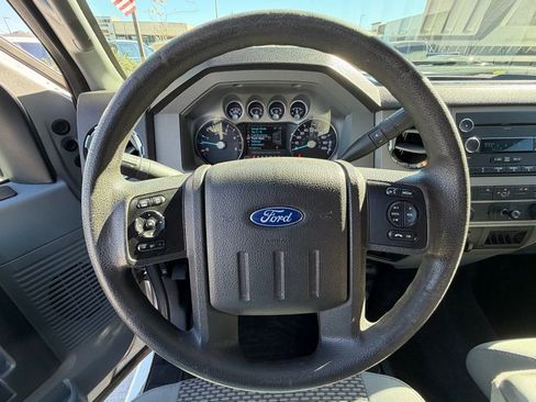 Used 2016 Ford F250 XLT w/ XLT Value Package image 12