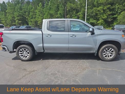 Used 2023 Chevrolet Silverado 1500 LT AWD/4WD image 7