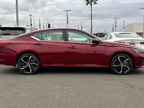 New 2025 Nissan Altima 2.5 SR w/ SR Premium Package image 3