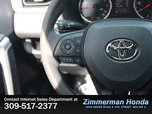 Used 2019 Toyota RAV4 XLE w/ Convenience Package AWD/4WD image 13