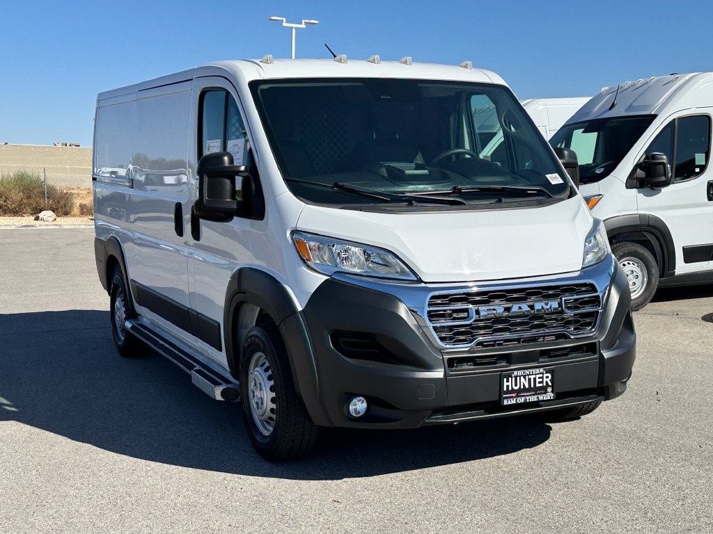 Used 2025 RAM ProMaster 2500 w/ U-Haul Equipment Group FWD image 12