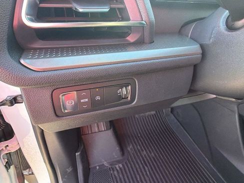 New 2026 Chevrolet Traverse LT image 20