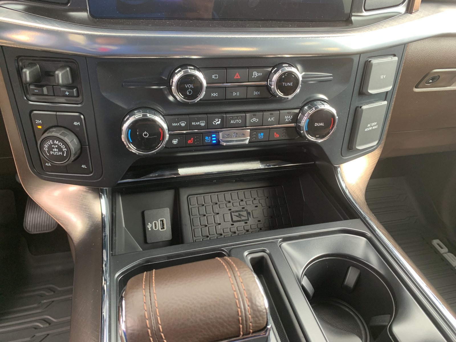 New 2026 Ford F150 King Ranch w/ Equipment Group 601A High AWD/4WD image 24