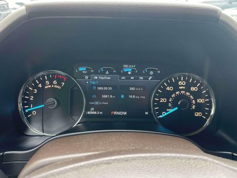 Used 2018 Ford F150 Lariat w/ Equipment Group 502A Luxury AWD/4WD image 23