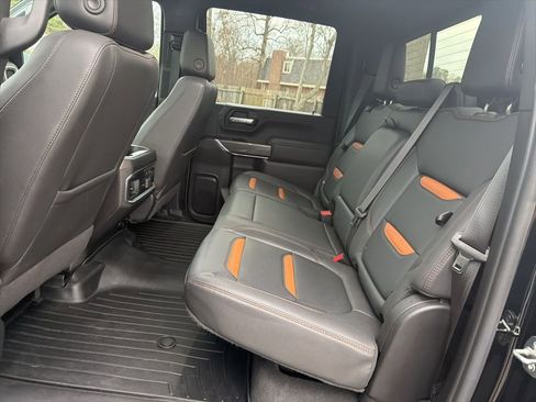 Used 2023 GMC Sierra 3500 AT4 w/ AT4 Premium Plus Package image 24