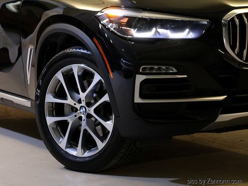 Used 2019 BMW X5 xDrive40i w/ Convenience Package AWD/4WD image 3
