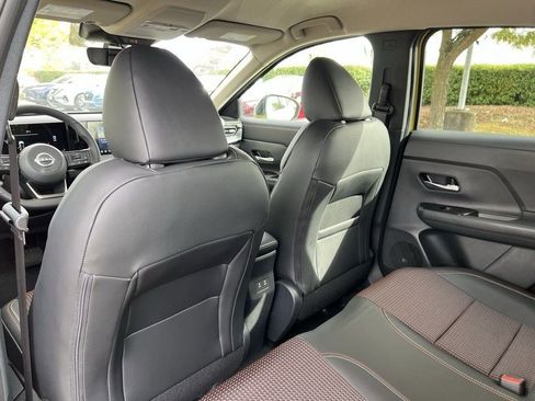 New 2026 Nissan Kicks SR w/ Illumination Package image 27