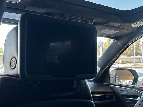 Used 2023 Cadillac Escalade V w/ Heavy-Duty Trailer Package AWD/4WD image 16