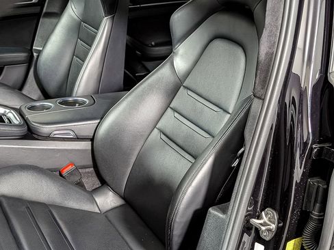 Used 2021 Porsche Panamera GTS image 19