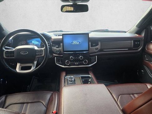 Used 2022 Ford Expedition Max Limited image 15
