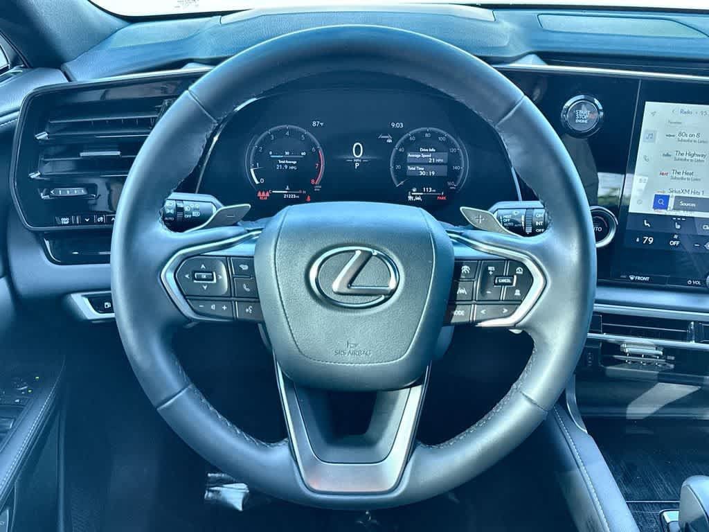 Used 2025 Lexus RX 350 FWD w/ Technology Package image 15