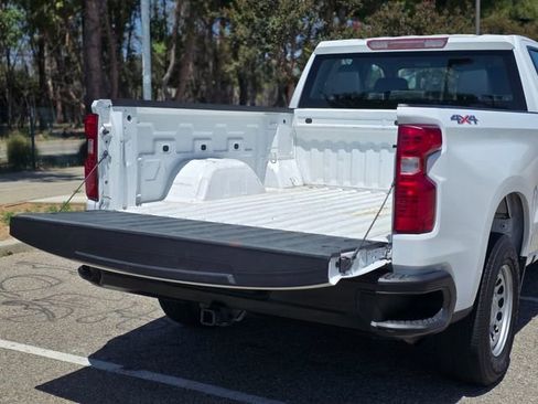 Used 2021 Chevrolet Silverado 1500 W/T w/ WT Fleet Convenience Package AWD/4WD image 10