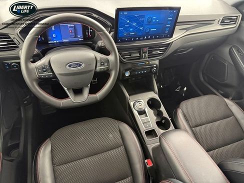Used 2024 Ford Escape ST-Line Select w/ Tech Pack #1 AWD/4WD image 32