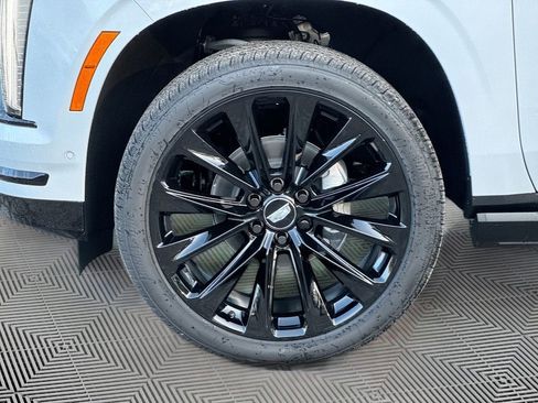 New 2026 Cadillac Escalade Platinum Sport w/ LPO, ONYX Package AWD/4WD image 10