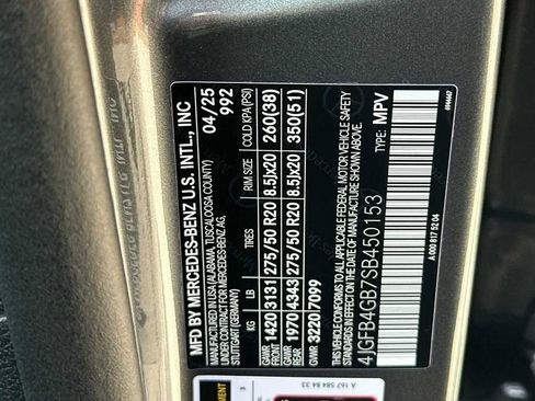 Used 2025 Mercedes-Benz GLE 450e 4MATIC image 40