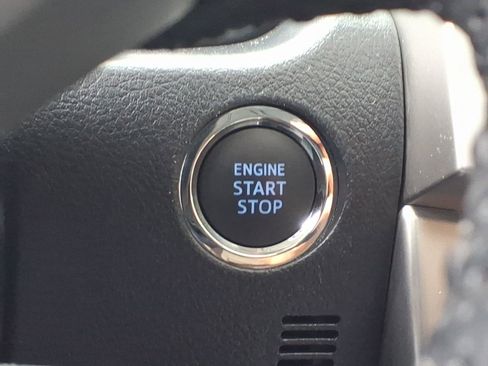 Used 2023 Toyota 4Runner Limited AWD/4WD image 18