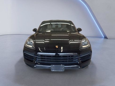 Used 2019 Porsche Cayenne AWD/4WD image 2
