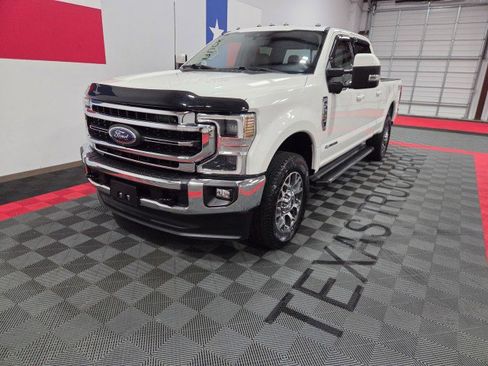 Used 2021 Ford F250 Lariat w/ Lariat Ultimate Package AWD/4WD image 3