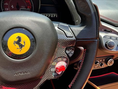 Used 2012 Ferrari 458 Spider RWD image 12