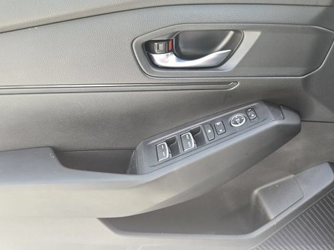 Certified 2025 Honda Accord LX image 26