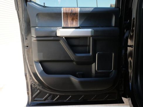 Certified 2019 Ford F150 Lariat AWD/4WD image 16