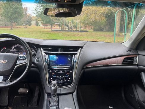 Used 2017 Cadillac CTS Luxury image 7