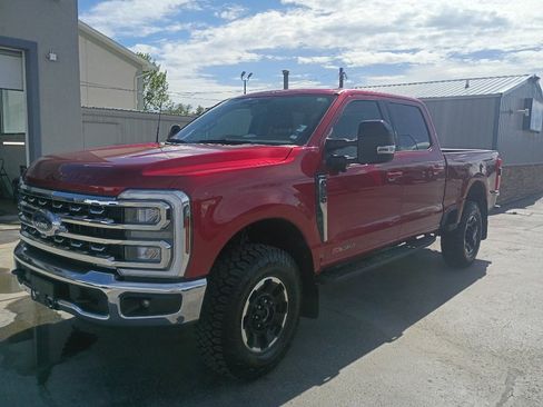 Used 2025 Ford F350 Lariat w/ Tremor Off-Road Package AWD/4WD image 2