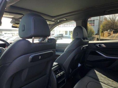 Used 2026 BMW X5 sDrive40i image 8