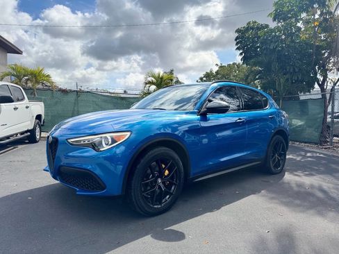Used 2019 Alfa Romeo Stelvio Sport w/ Quick Order Package 22K Sport image 4