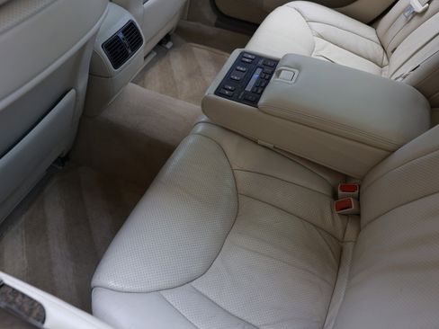 Used 2002 Lexus LS 430 image 13